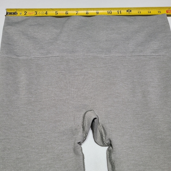 BLANQI Hipster Contour Leggings sz M - Picture 4 of 10